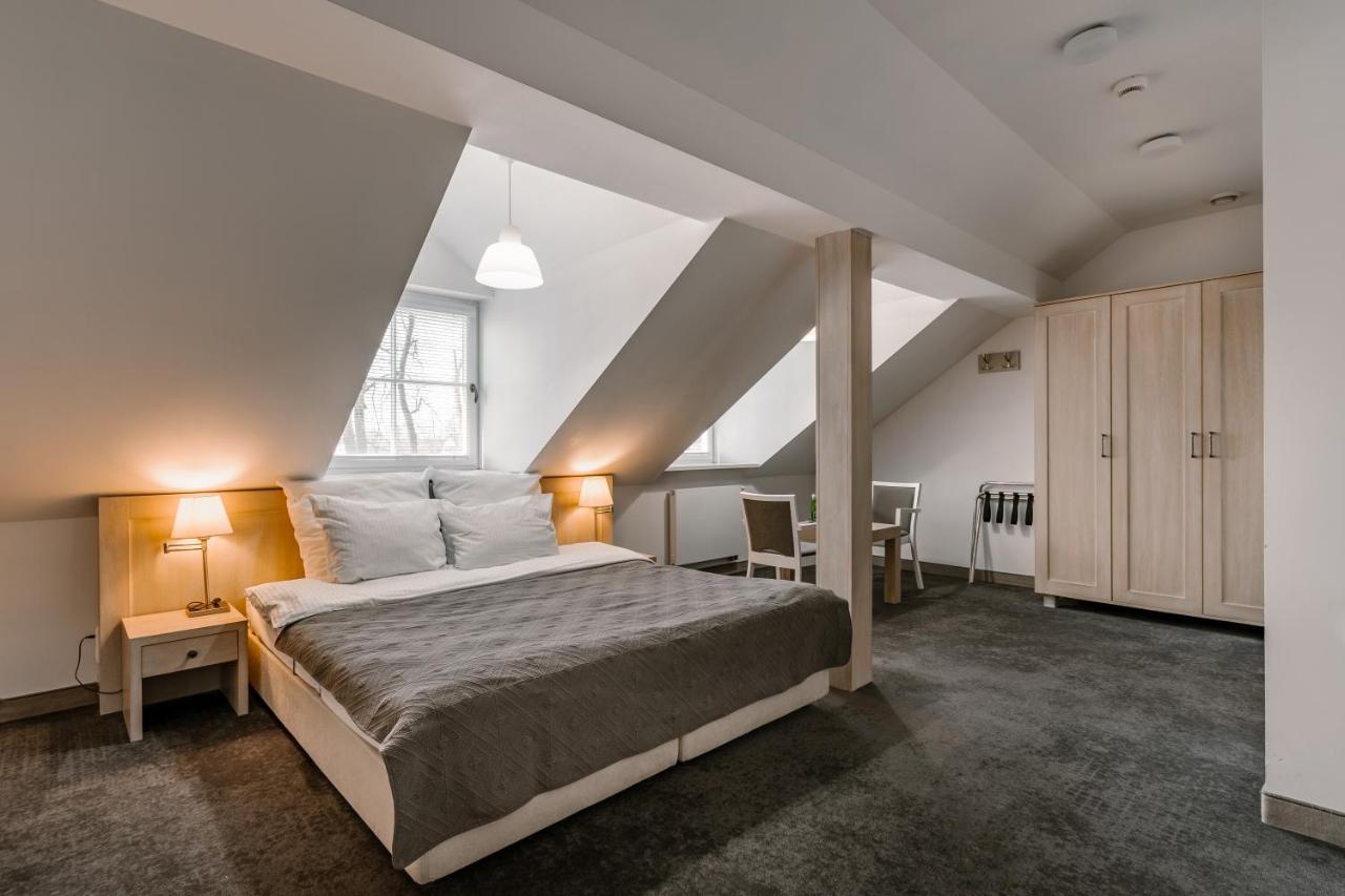 Hotel&Spa Dwor Droblin Lesna Podlaska ภายนอก รูปภาพ