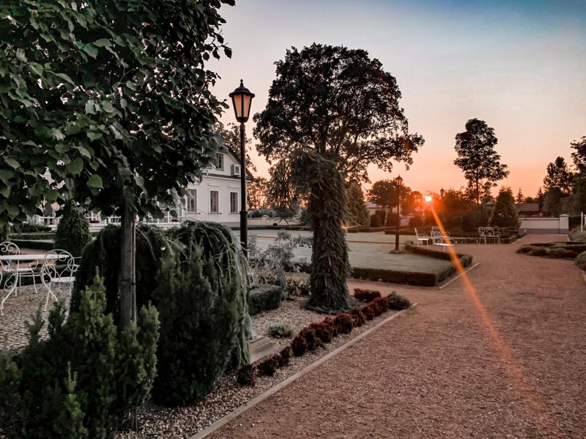 Hotel&Spa Dwor Droblin Lesna Podlaska ภายนอก รูปภาพ
