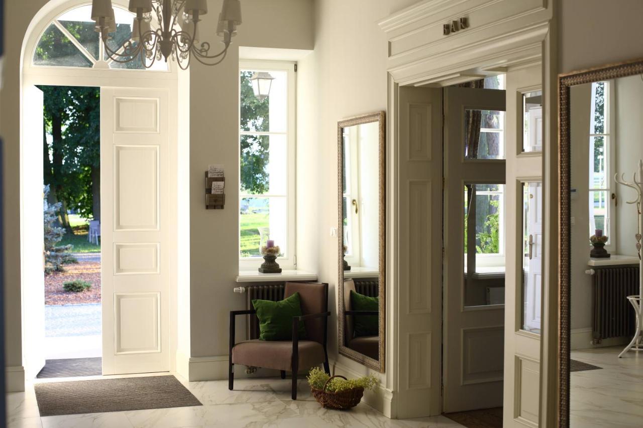Hotel&Spa Dwor Droblin Lesna Podlaska ภายนอก รูปภาพ