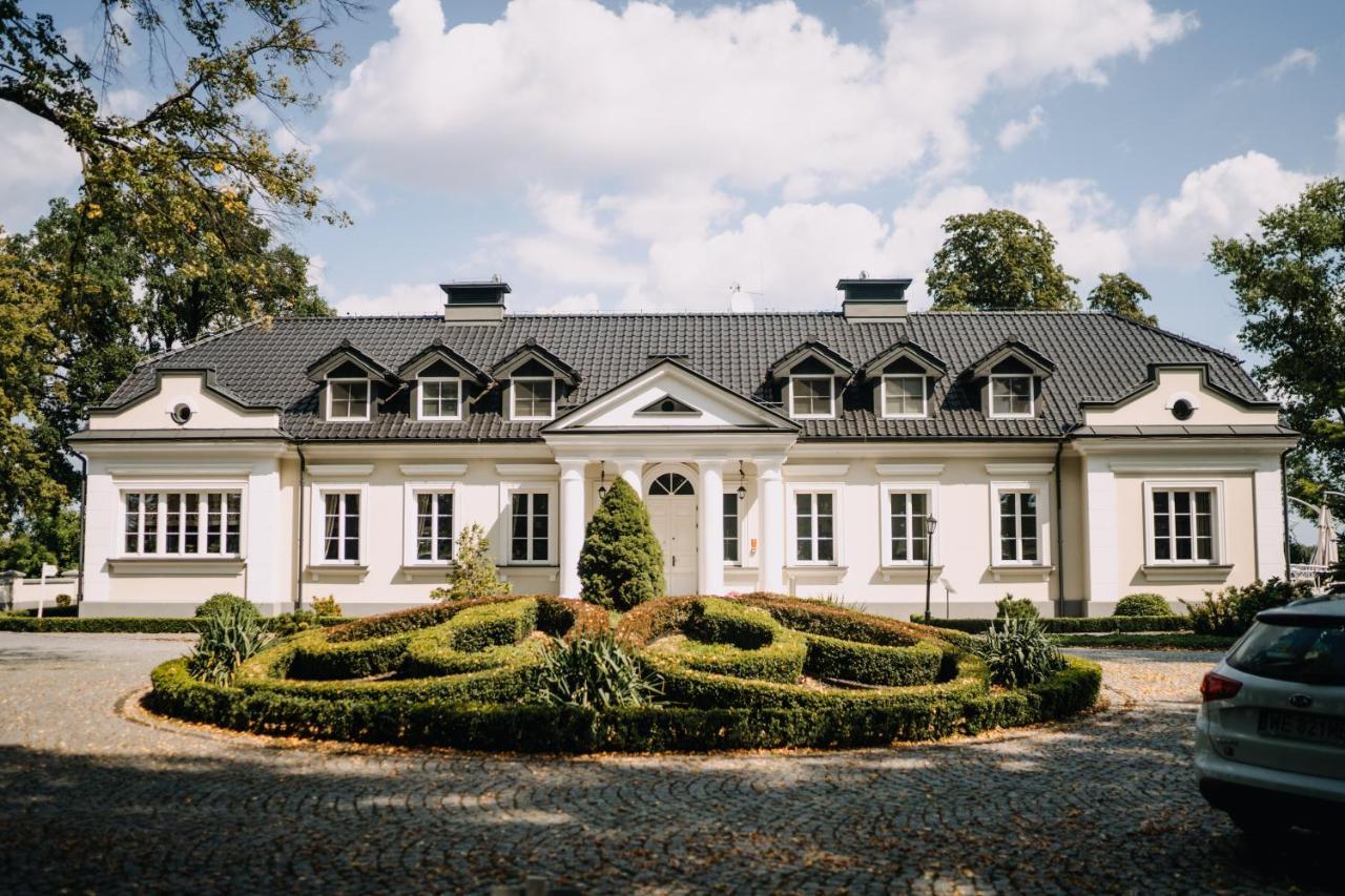 Hotel&Spa Dwor Droblin Lesna Podlaska ภายนอก รูปภาพ